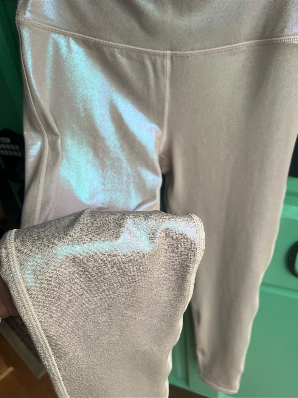 Mono B Small Pearlized Champagne Iridescent High Rise Leggings / Medium